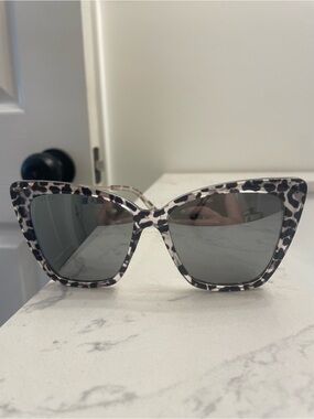 Diff Eyewear Leopard Print Cat-Eye Sunglasses - Black Grey Lenses